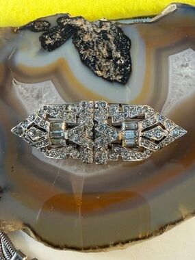 Vintage Trifari clip mate brooch w  rhineStones Silver-Tone Art Deco Brooch -